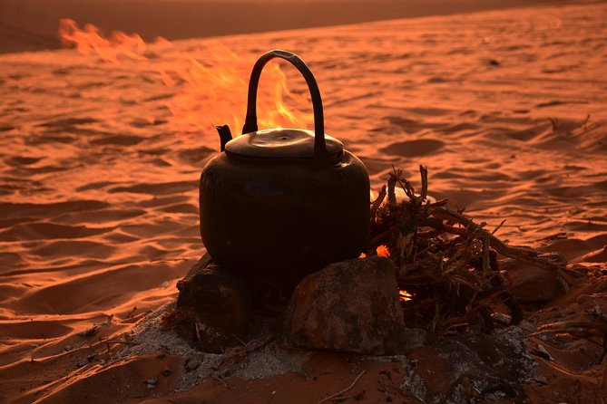 Full-Day Jeep Safari "Wadi Rum Highlights!" w/ Bedouin Lunch - Red sand dunes, freshwater springs, and rock inscriptions