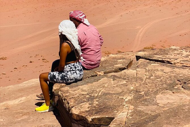 Full Day Jeep Tour & Traditional Lunch - Wadi Rum Desert Highlights - Abu Khashaba Canyon, an oasis in the sand
