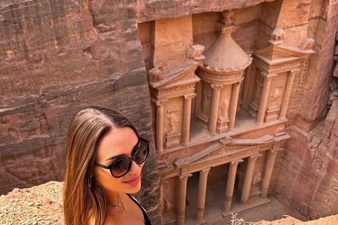 Full Day Petra and Wadi Rum Private Guided Tour - One day from Amman to Jordan’s greatest sights