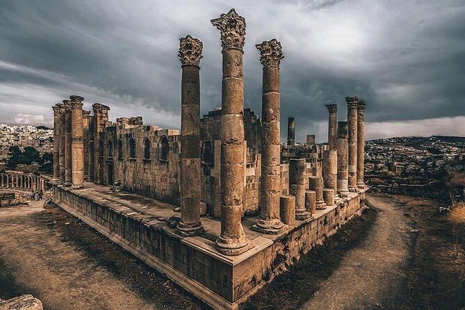Full Day Tour Jerash, Ajloun and Umm Qais From Amman - Jerash: three hours among Roman streets and theaters
