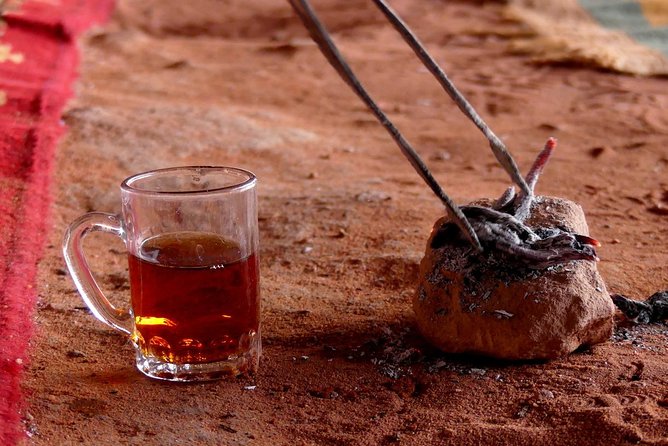 Jeep Tours in Wadi Rum with Bedouin Guide 2,3,4,5 hours | Magic Bedouin Star - Red sand gives you Wadi Rum’s big view