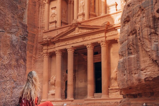 Jordan's Gems Full Day Tours: Petra, Wadi Rum, Madaba, Mt.Nebo - What the Driver Service Adds