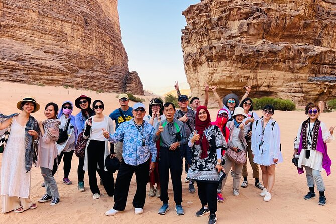 Literary tourism experience in Petra - Conversations about women, guiding, and Jordanian culture