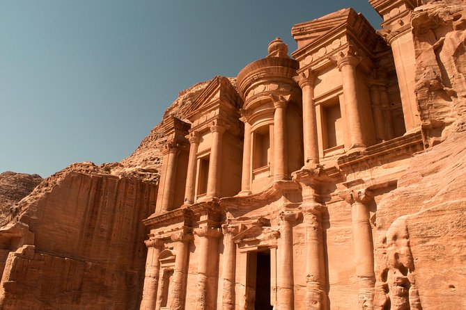 One day tour to Petra from Amman - Approaching the Rose City through the Siq