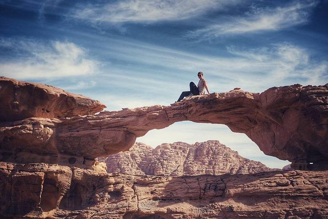 One Day Tour Wadi Rum - Bedouin lunch in the desert