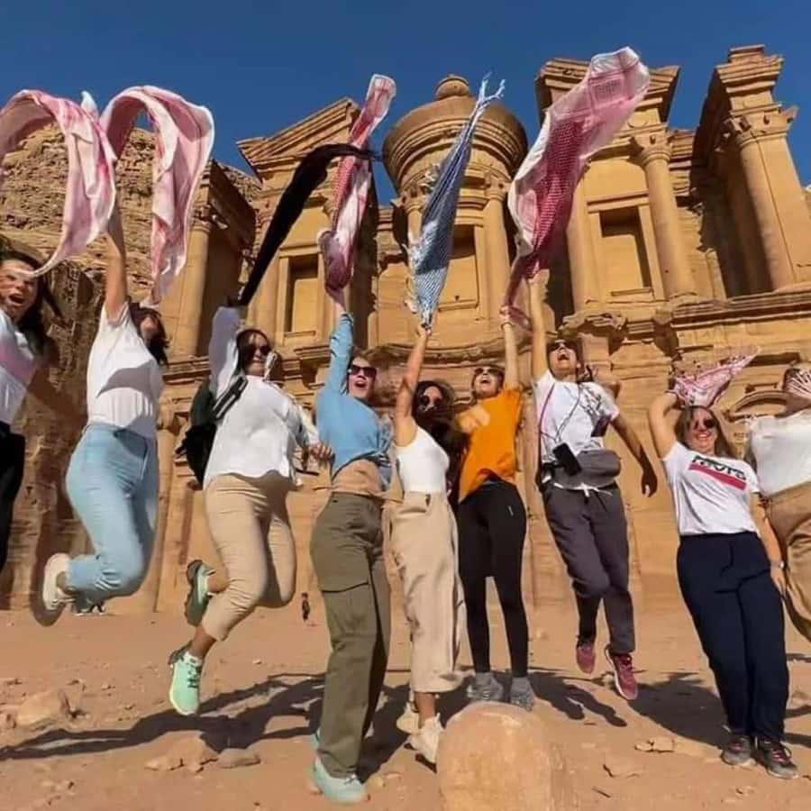 Petra & Dead Sea Private day tour - Petra in five hours: what you can realistically see
