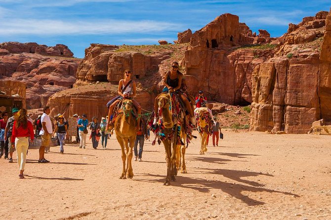 Petra Excursion from Dead Sea - Guide options: what you actually get