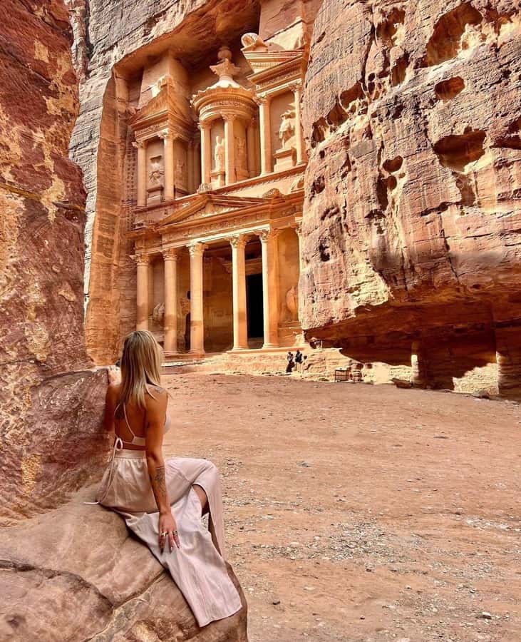 Petra Full-Day Private or Group Tour From Amman - Arriving at Petra with four hours to use