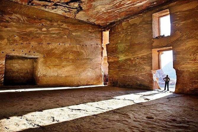 Petra Full-Day Private Tour from Amman or Airport - Walking through the Siq to the Treasury
