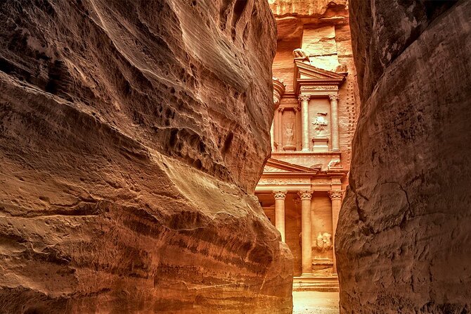 Petra One Day Tour From Aqaba - Arriving at Petra’s visitor center
