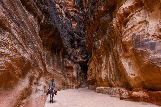 Petra & Wadi Rum 2-Day Journey of Round-Trip Transport from Amman - Why this two-day route works