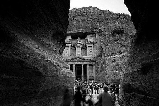 Petra & Wadi Rum from Amman Full Day Tour - Walking the 1.2-kilometer Siq into Petra