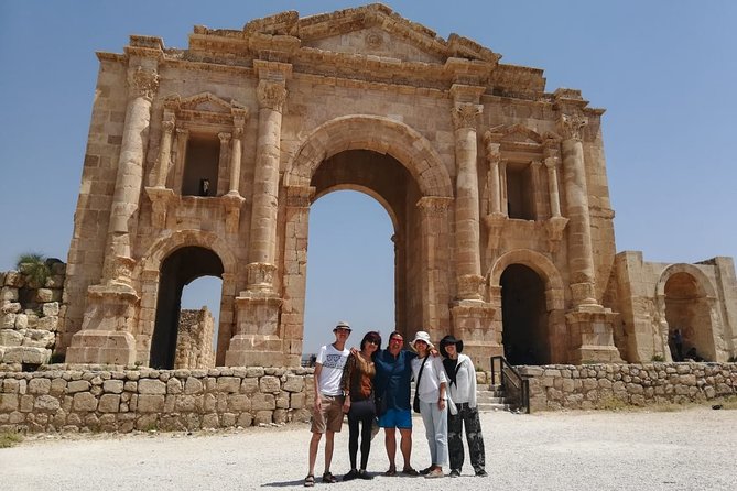 Private 4 Day Holiday Jordan in 3-Star Hotel - Key points at a glance