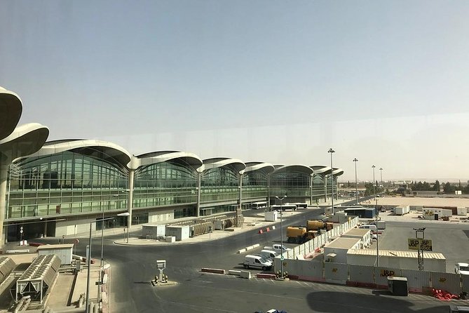 Private departure transfer from Amman to airport - What the 45-minute journey is actually like