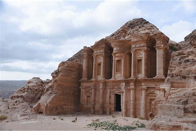 Private Full Day Tour from Amman to Petra - Four hours among Petra’s tombs and ancient facades