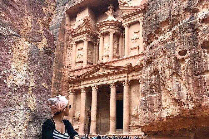 Private Full Day Tour from Amman to Petra - What the car and driver add to the day