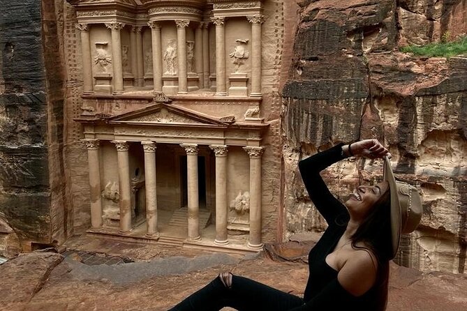 Private Full Day Tour from Amman to Petra City - The early departure and drive south
