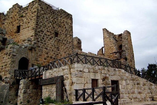 Private Full Day Tour to Umm Qais and Ajloun from Amman - What the private vehicle changes