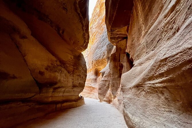 Private One Day Petra from Amman - The 7:00 am pickup and three-hour drive