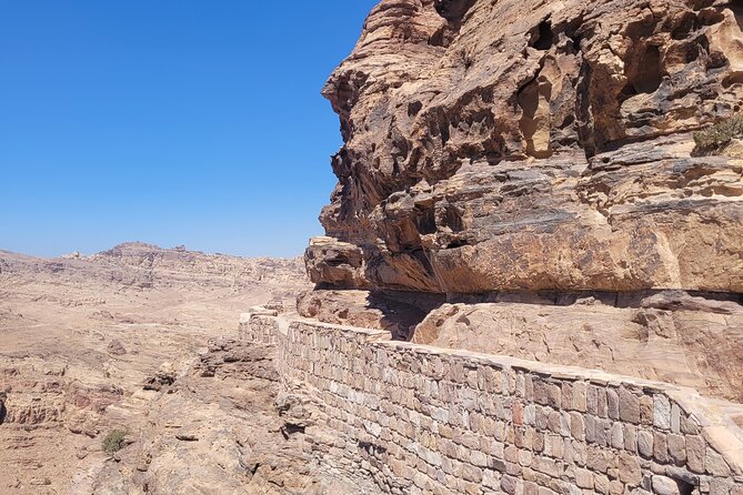 Private Petra Back Entrance Tour with Guide . - Down 850 steps to the Colonnaded Street