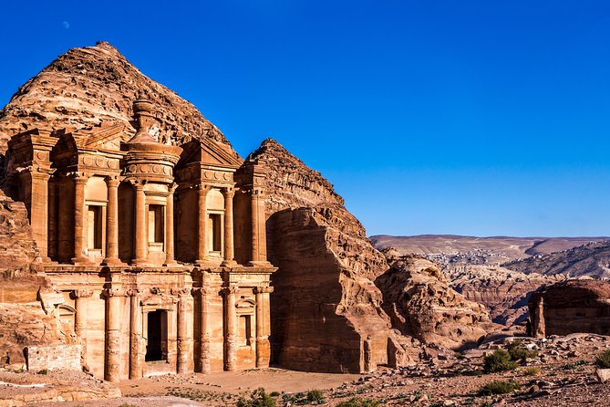 Private Petra Day Trip Including Little Petra from Amman - Walking through the 1.2-kilometer Siq