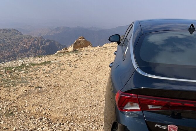 Private Transfer From Amman To Multi Destinations - Inside the car: simple comforts that matter