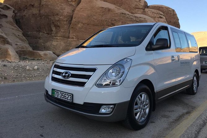 Private Transfer from Amman to Petra, Wadi Musa - Airport pickup and the lost-baggage question