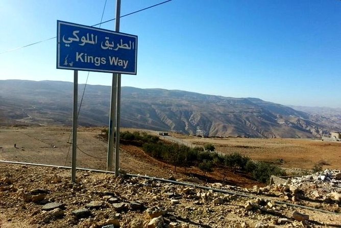 Private Transfer From Petra to Amman or Airport With Optional - What the driver service is really like