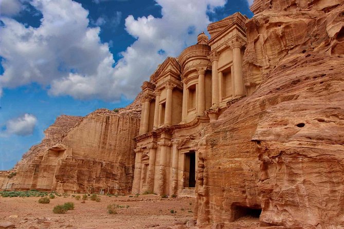 Private transfer Petra to/from Wadi Rum - Who will get the most from this service