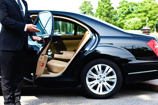 Queen Alia Intl Airport Private Transfer to Amman City or Hotels - Why a private ride can be worth $20 per person