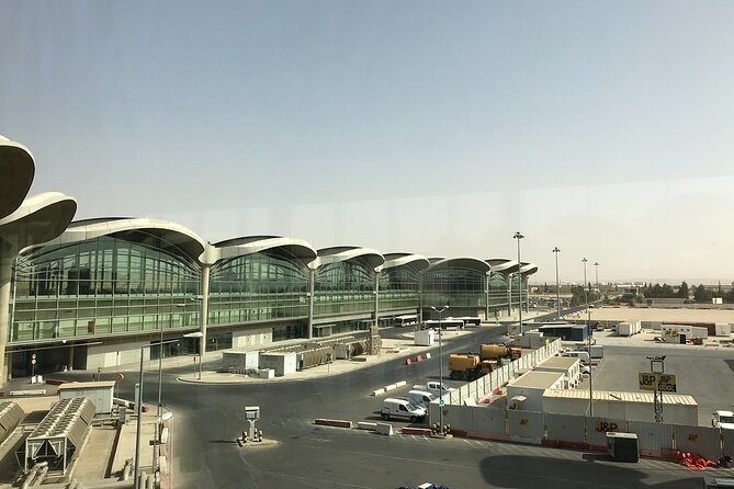 Stress-Free Airport Transfers: Queen Alia to Anywhere in Jordan - Help beyond the car door