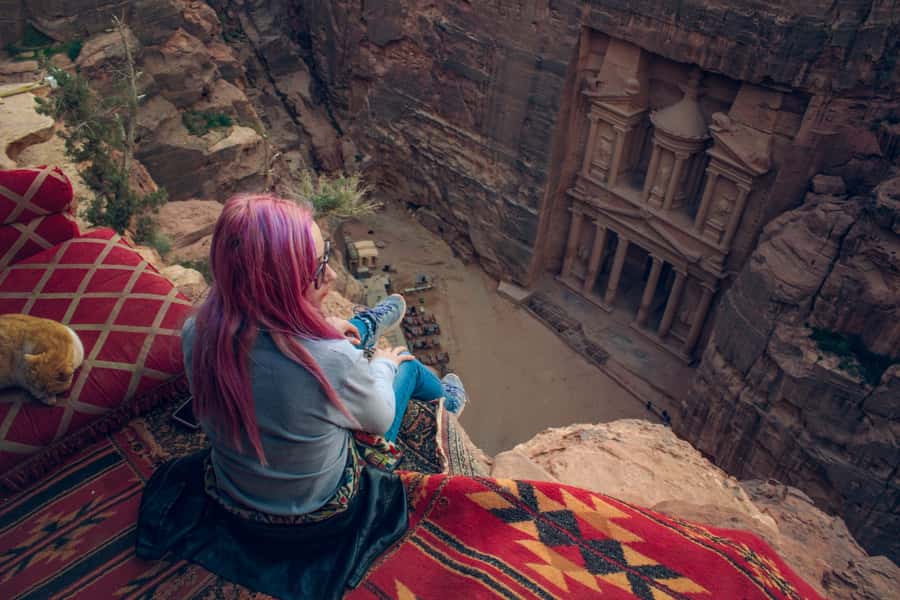 Tel Aviv: Petra & Wadi Rum 2-Day Tour with Bedouin Camp Stay - Crossing the Arava border