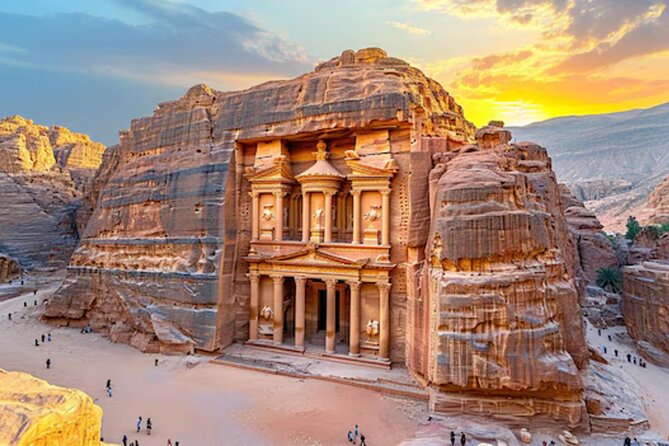 Two-day exploration of Petra and Wadi Rum - Continuing to Wadi Rum for the night