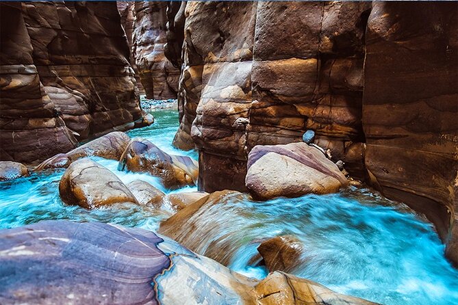 Wadi Mujib Siq Trail Hiking Experience from Dead Sea - Why Wadi Mujib feels unlike a normal Jordan hike