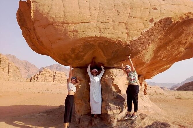 Wadi Rum 2-Day Jeep Tour with Meals and Overnight in Bedouin Camp - A fire-cooked lunch in the open desert