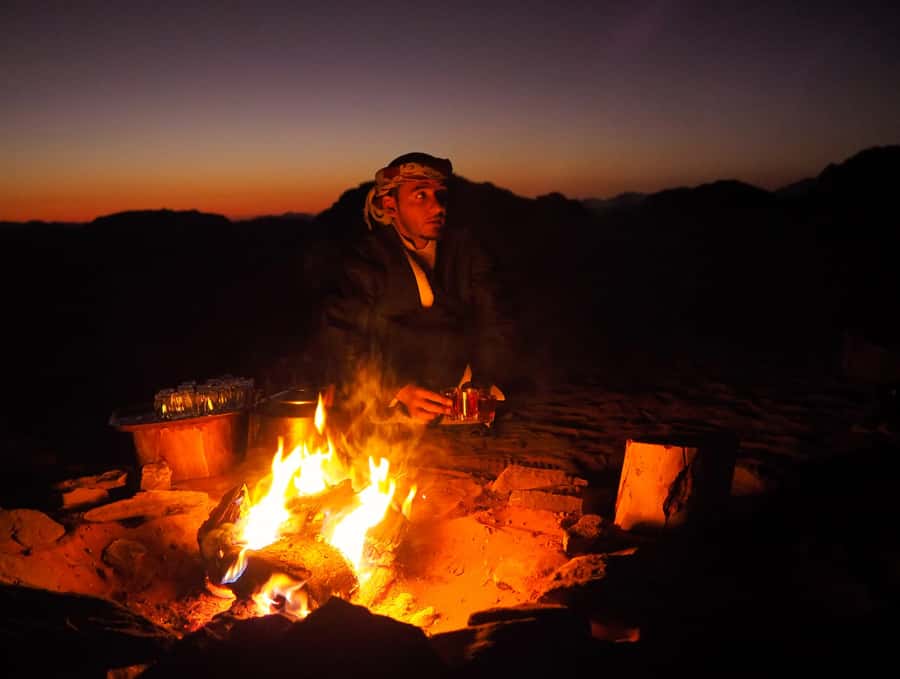 Wadi Rum: 2 Hour Camel Ride at Sunset/Sunrise Overnight - Stargazing and the desert night