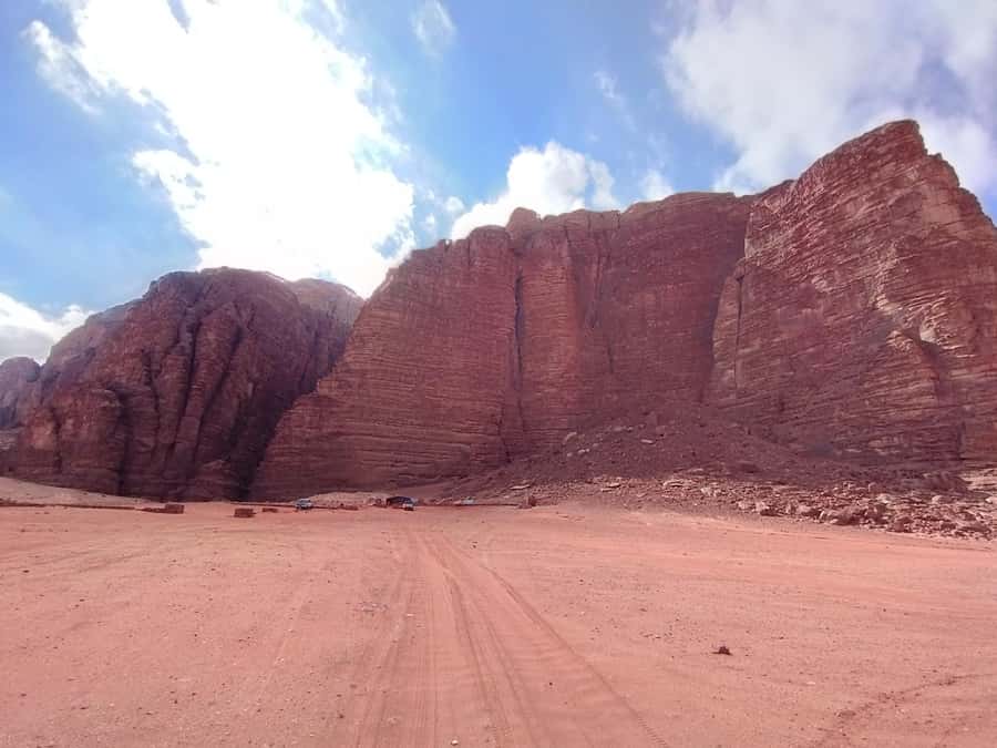 Wadi Rum: 2-Hour Jeep Tour with Bedouin Tea - Al Ramal Red Sand Dune