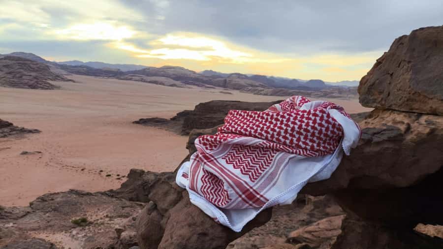 WADI RUM: ALL DAY JEEP TOUR with overnight and full meals - Sunset, dinner, and a night beneath the stars