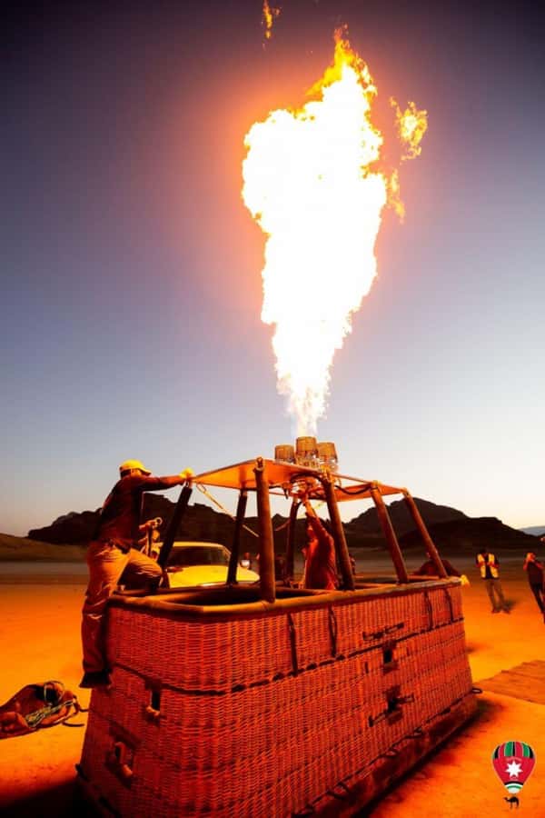 Wadi Rum: Balloons Over Rum - Safety instructions with Robert or Bill