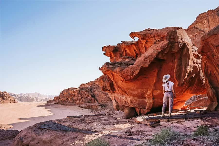 Wadi Rum: Guided Jeep Tour With Overnight Stay and Meals - The best parts of this Wadi Rum experience