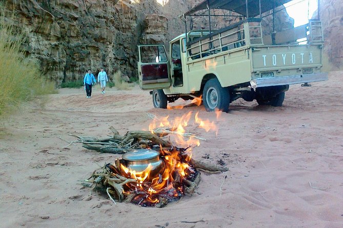 Wadi Rum Jeep Tour & Camp; Overnight - Why the overnight format works in Wadi Rum