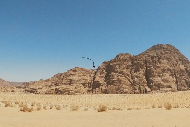Wadi Rum Mountain Hike & Climb: Burdah, with a bridge at the top! + tour & Lunch - The Burdah ascent: hands, feet, and patience