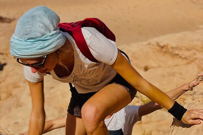 Wadi Rum Mountain Hike & Climb: Burdah, with a bridge at the top! + tour & Lunch - Lunch cooked over a fire after the climb