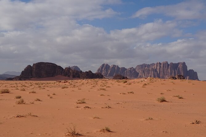 Wadi Rum Mountain Hike: Umm Ad Dami, highest point of Jordan + Jeep tour & Lunch - Walking through Wadi Sabet