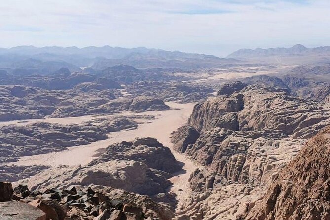 Wadi Rum Mountain Hike: Umm Ad Dami, highest point of Jordan + Jeep tour & Lunch - Sunset at Um Sabatah with Bedouin tea