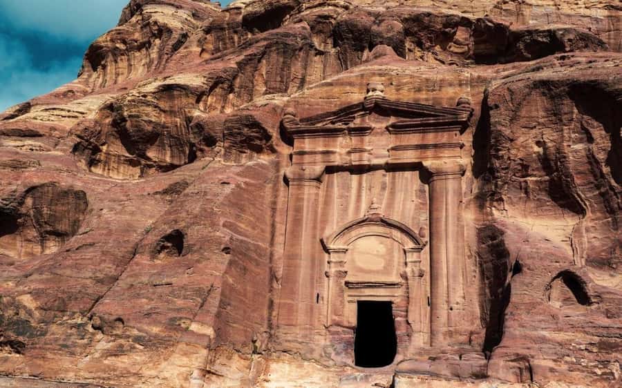 Whispers of Stone, Sand & Sea: Jordan in Four Days - Day 2: Petra from the Siq to the Rose City